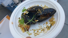 RUSSELL JACKSON grilled mussels with gujoung pork fat butter